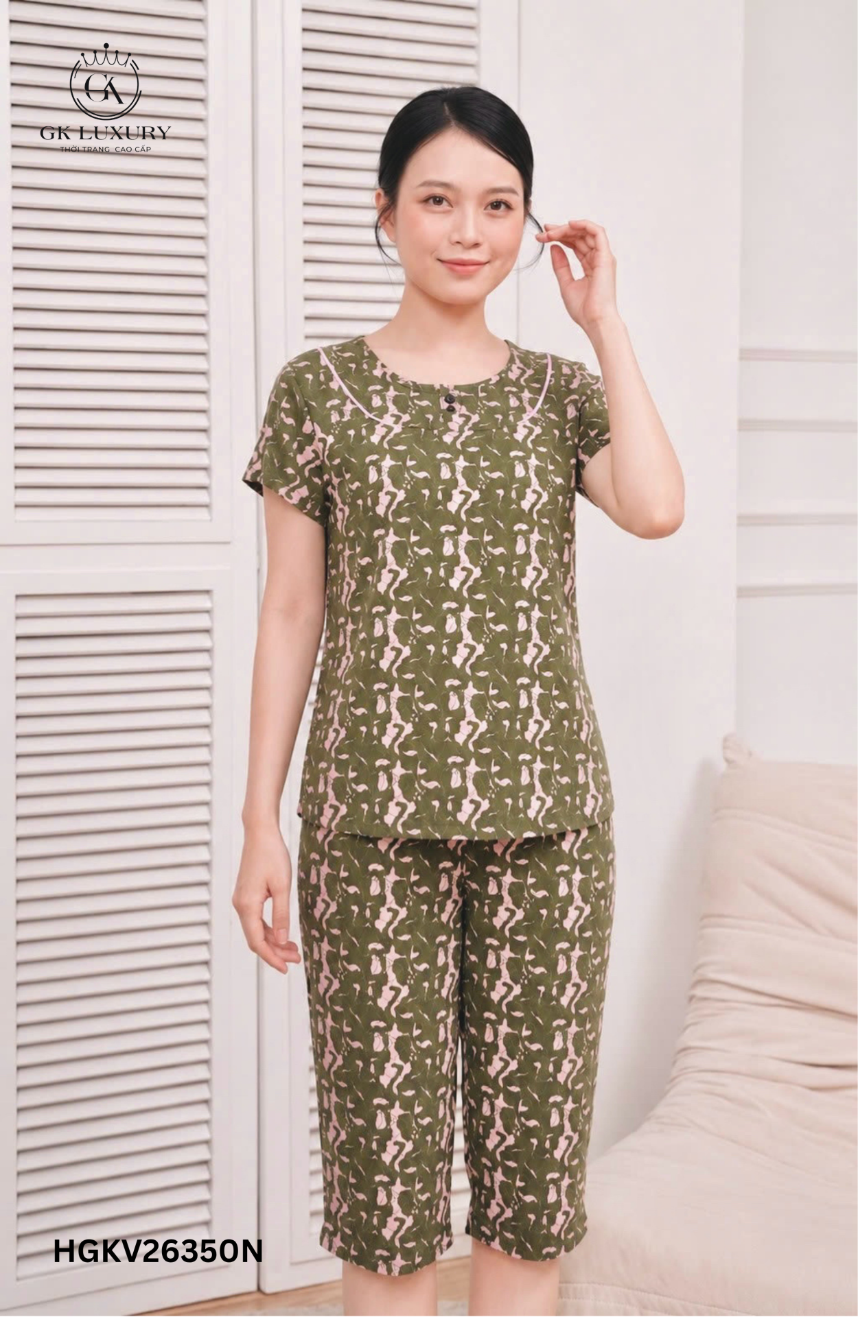 Bộ lanh cộc tay quần ngố HGKD26350N