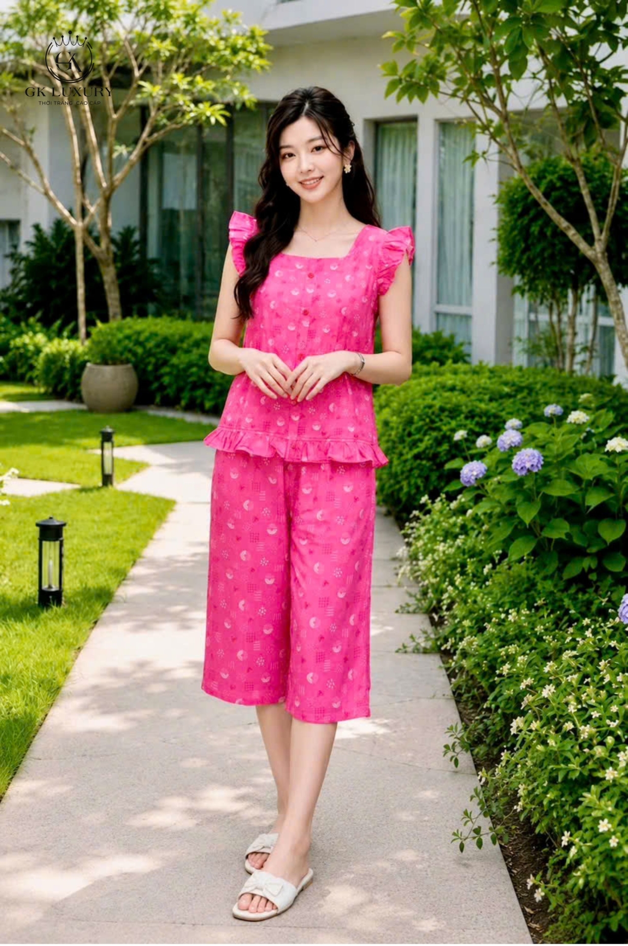 Bộ lanh sát nách quần ngố HGKV26346S