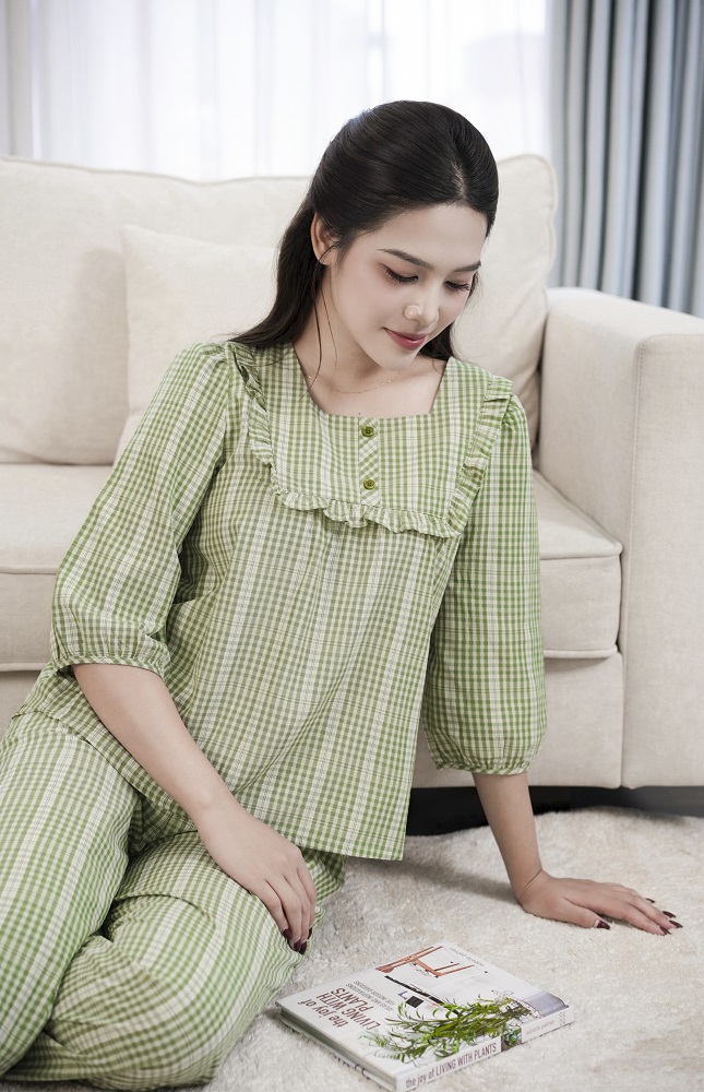 Bộ cotton tay dài quần dài DGKC25206D