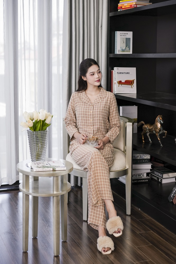 Bộ cotton tay dài quần dài DGKC25208D