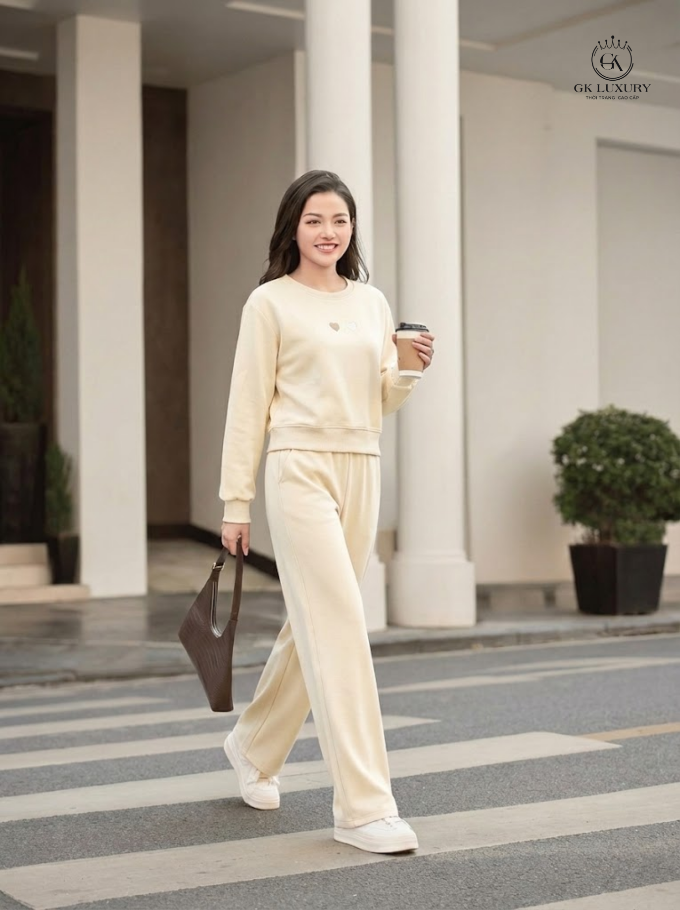 Bộ Nỉ cổ tròn DGKN25272D