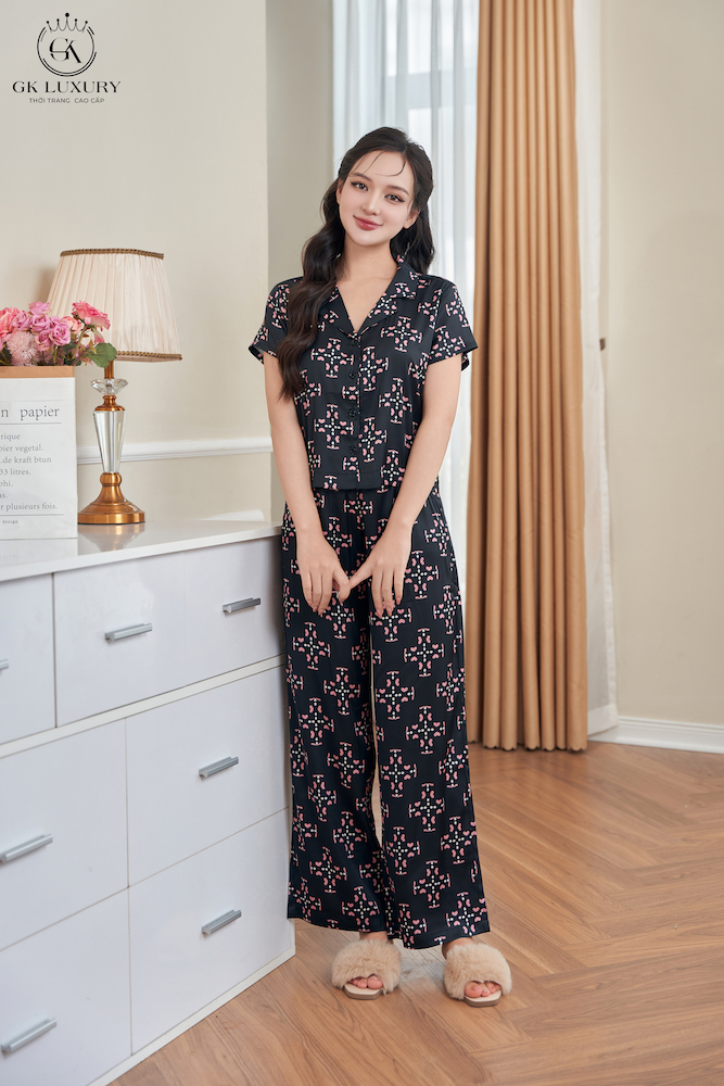 Bộ lụa cộc tay quần dài HGKL25144D