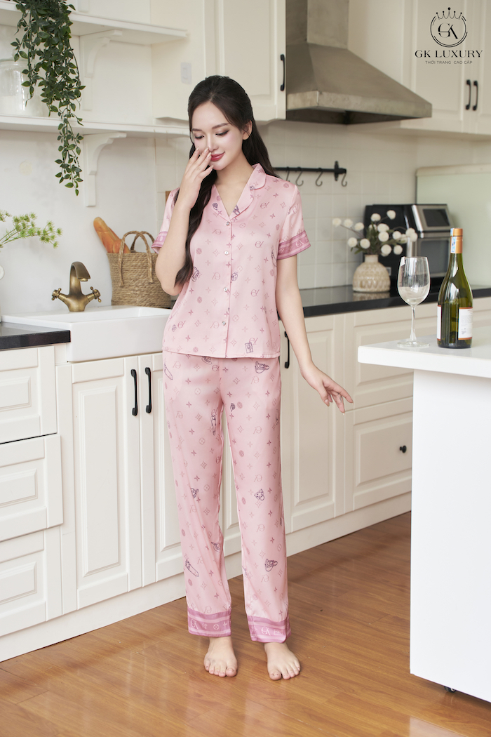 Bộ lụa cộc tay quần dài HGKL25151D