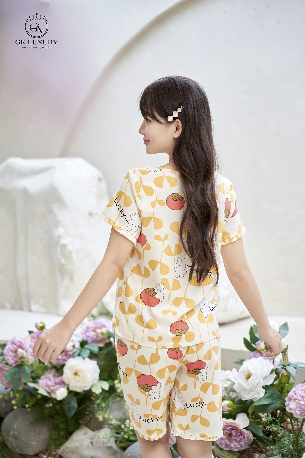 Bộ lanh cộc tay quần ngố HGKV25182N