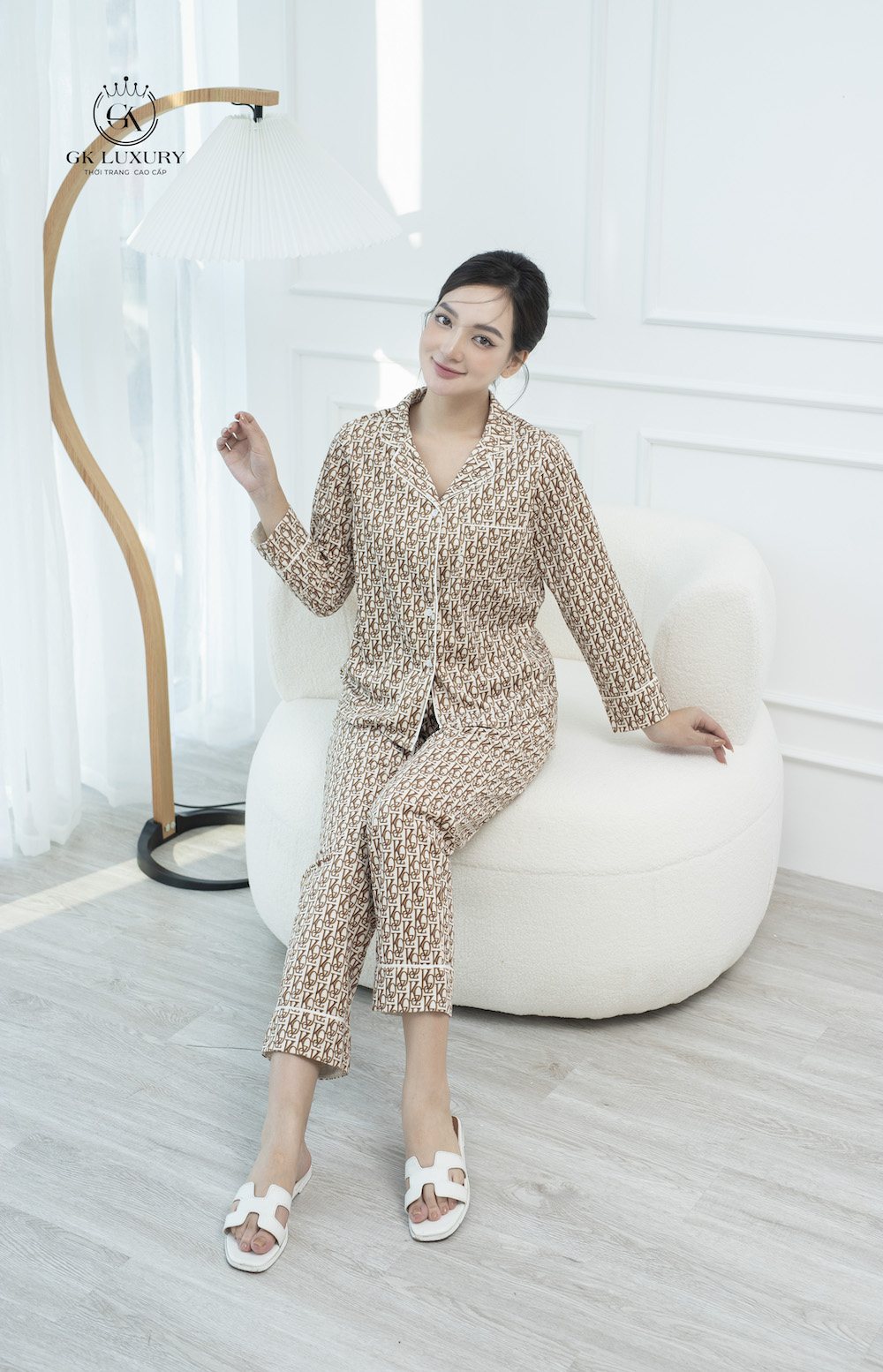 Bộ Pijama dài tay chất nhung tuyết KOeZ