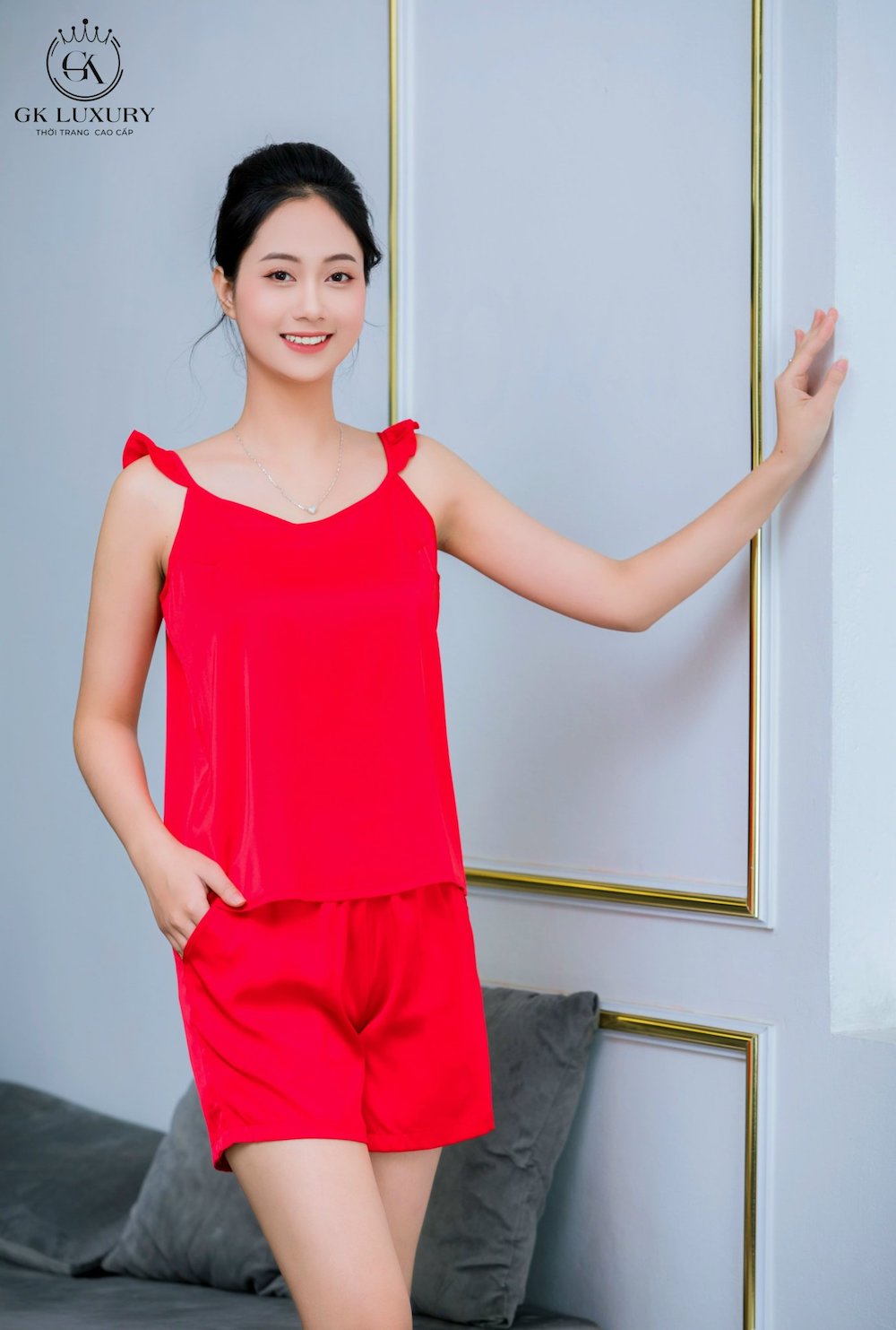 Bộ lụa áo 2 dây quần đùi XH23GK08